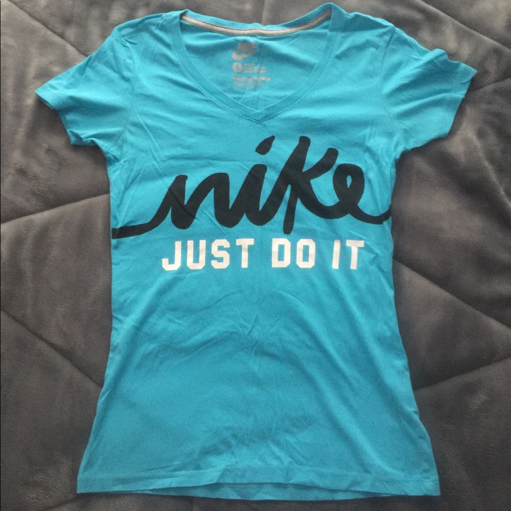 Nike light blue t-shirt